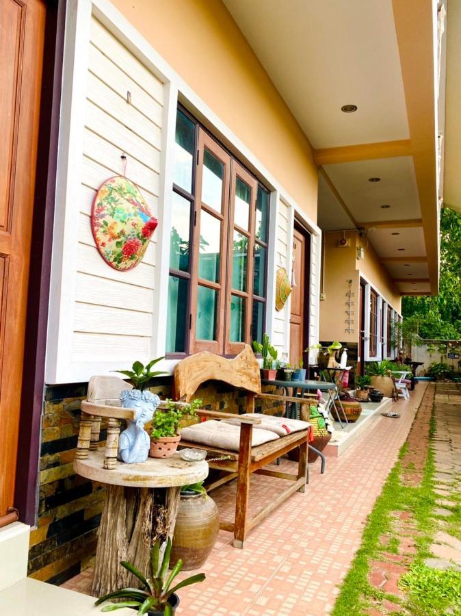 Thai Guesthouse Kanchanaburi Exterior photo